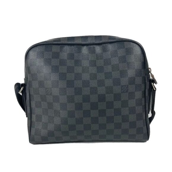 LOUIS VUITTON N41408 Damier Graphite Dayton PM Messenger Crossbody Shoulder Bag - Picture 3 of 15